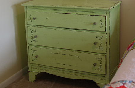 dresser before fresh paint