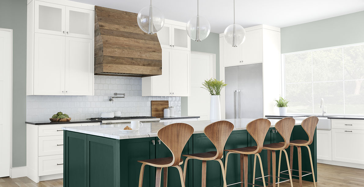 cocina verde moderna alegre y acogedora